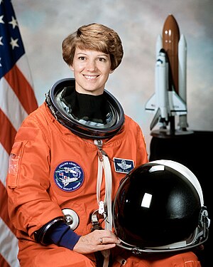 Eileen collins