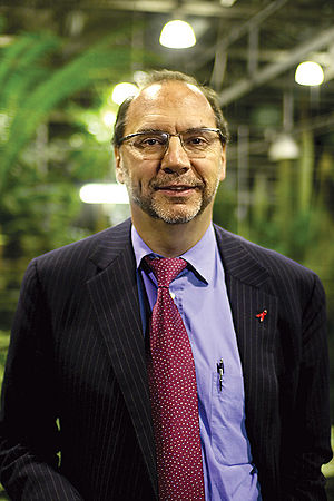 Martin Mackay